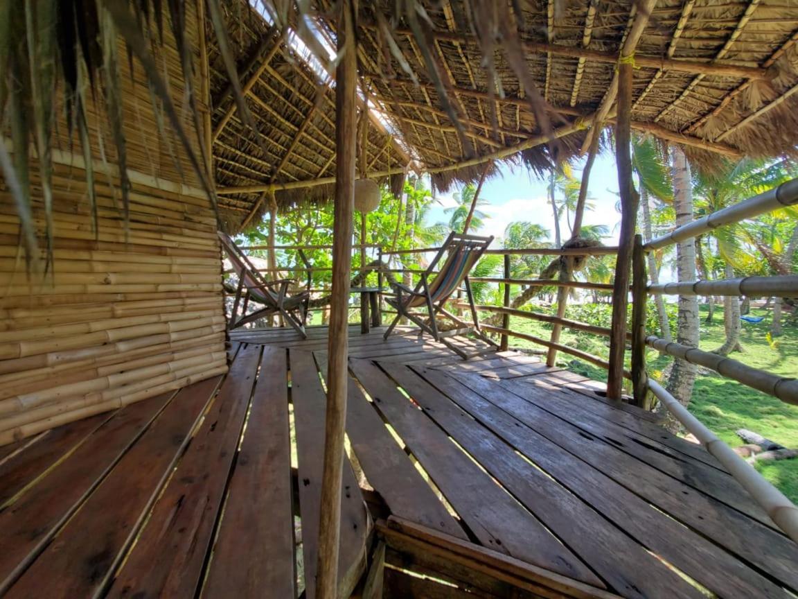 Derek'S Place Eco-Lodge Little Corn Island Esterno foto
