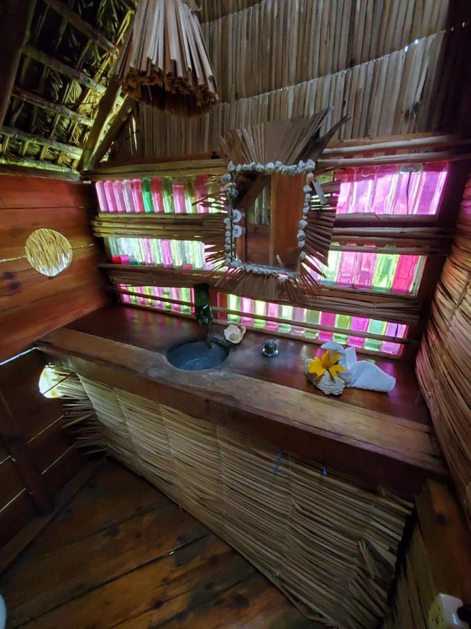Derek'S Place Eco-Lodge Little Corn Island Esterno foto